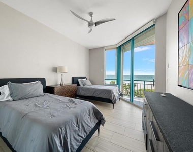 1560 Gulf Boulevard - Photo Thumbnail 20