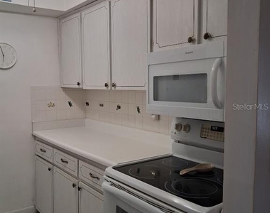 4744 Azalea Drive - Photo Thumbnail 9