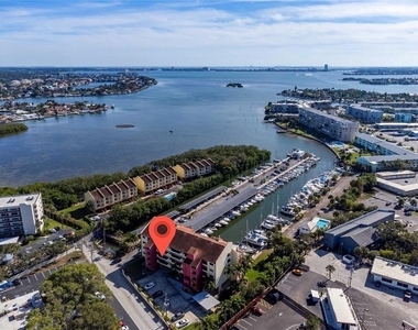 1750 Harbor Place S - Photo Thumbnail 32
