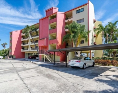 1750 Harbor Place S - Photo Thumbnail 1