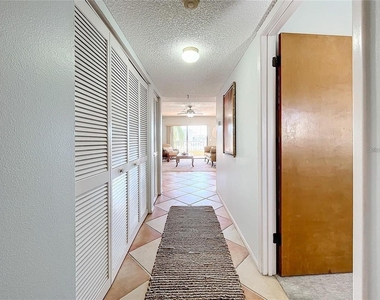 1750 Harbor Place S - Photo Thumbnail 7
