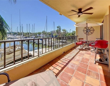 1750 Harbor Place S - Photo Thumbnail 27
