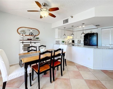 1750 Harbor Place S - Photo Thumbnail 19