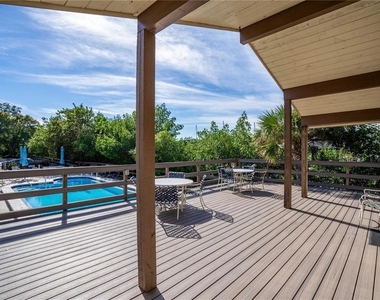 1750 Harbor Place S - Photo Thumbnail 29