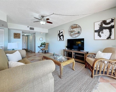 1750 Harbor Place S - Photo Thumbnail 5