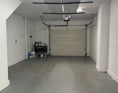 2208 Soho Bay Court - Photo Thumbnail 32