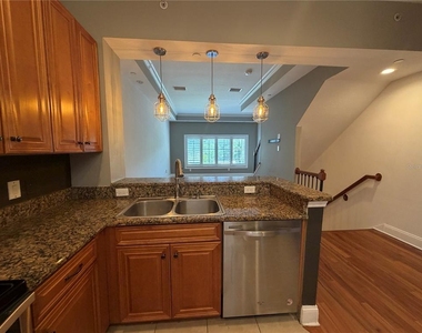 2208 Soho Bay Court - Photo Thumbnail 2