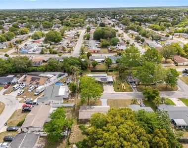 10803 Hyssop Street - Photo Thumbnail 39