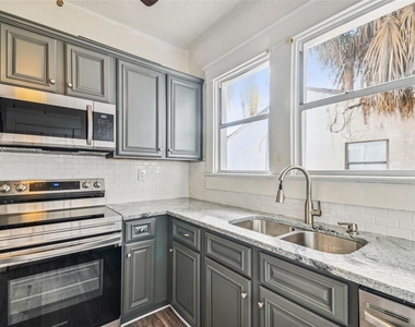 1913 W Lemon Street - Photo Thumbnail 28