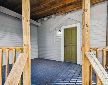1913 W Lemon Street - Photo Thumbnail 48