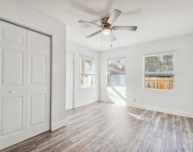 1913 W Lemon Street - Photo Thumbnail 42