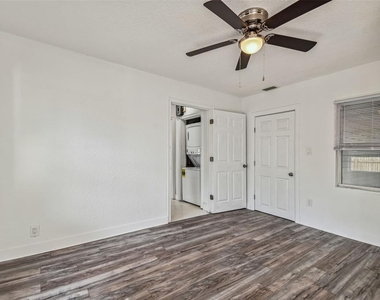 1913 W Lemon Street - Photo Thumbnail 45