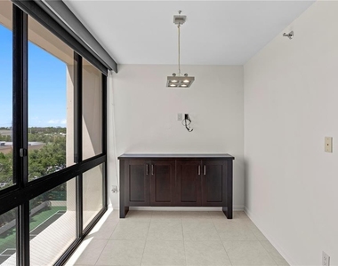 3301 Bayshore Boulevard - Photo Thumbnail 18