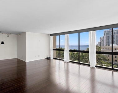 3301 Bayshore Boulevard - Photo Thumbnail 6