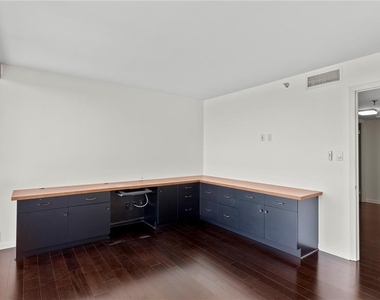 3301 Bayshore Boulevard - Photo Thumbnail 32