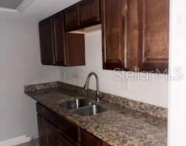 900 Lake Destiny Road - Photo Thumbnail 3