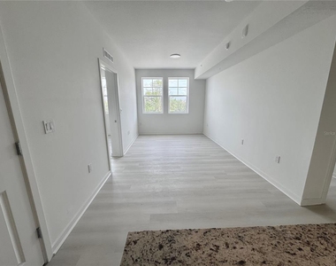 5579 Millenia Park Boulevard - Photo Thumbnail 5