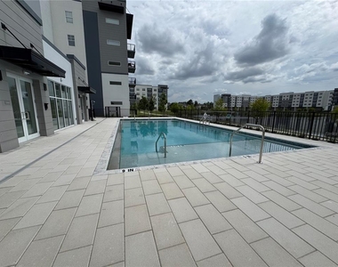 5579 Millenia Park Boulevard - Photo Thumbnail 19