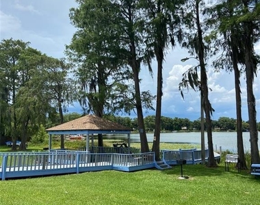 925 W Oak Ridge Road - Photo Thumbnail 15