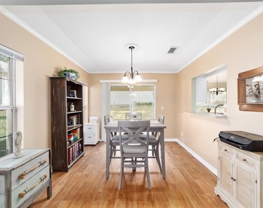 2656 Sw 20th Circle - Photo Thumbnail 2