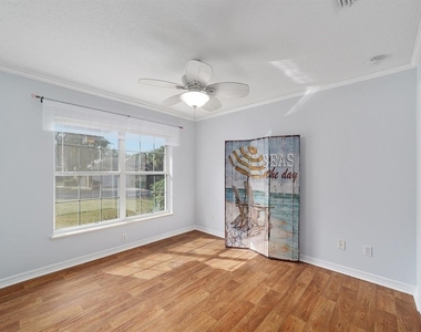 2656 Sw 20th Circle - Photo Thumbnail 10
