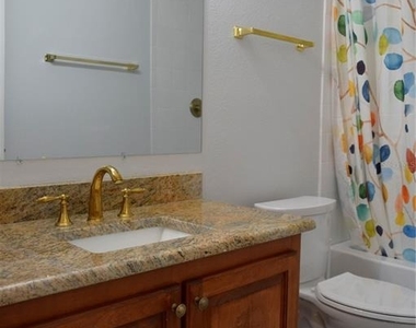 710 Cortez Avenue - Photo Thumbnail 16