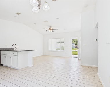 4309 Sw 143rd Lane Road - Photo Thumbnail 6