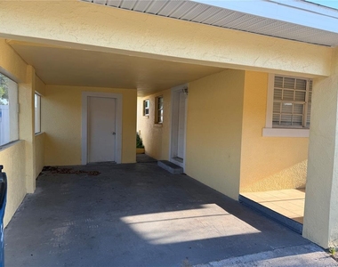 1205 Avenue I - Photo Thumbnail 21