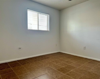 946 Lake Destiny Road - Photo Thumbnail 9