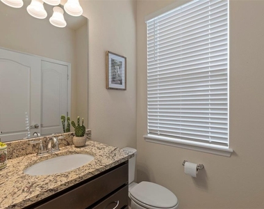 7195 Oakmoss Loop - Photo Thumbnail 21