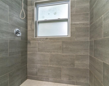1207 W Cypress Street - Photo Thumbnail 11