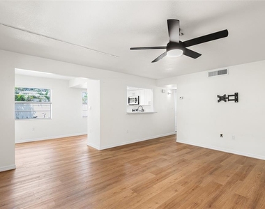 2865 51st Street S - Photo Thumbnail 1
