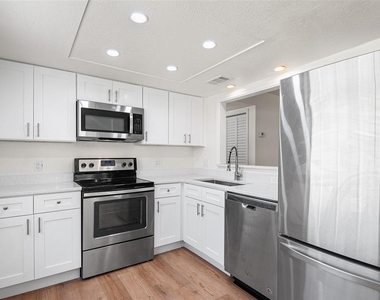 2865 51st Street S - Photo Thumbnail 5