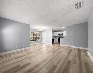 5424 E Michigan Street - Photo Thumbnail 4