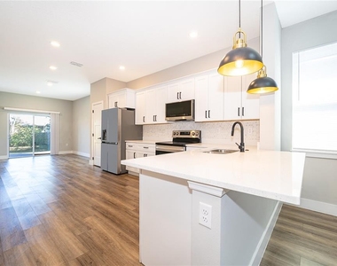1519 Indiana Street - Photo Thumbnail 11