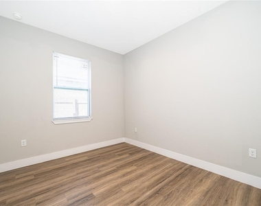 1519 Indiana Street - Photo Thumbnail 25