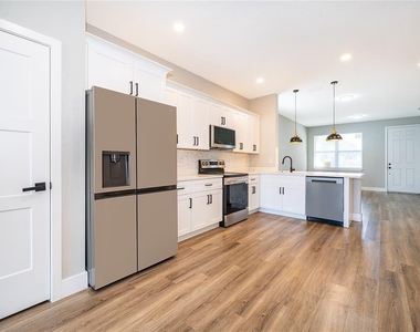 1519 Indiana Street - Photo Thumbnail 14