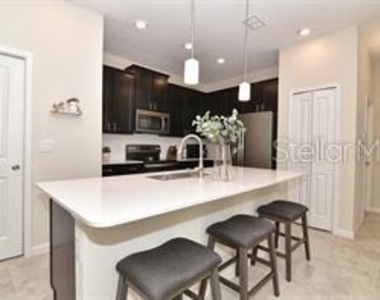 314 Muscogee Lane - Photo Thumbnail 4