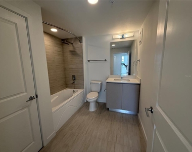 5579 Millenia Park Blvd - Photo Thumbnail 10