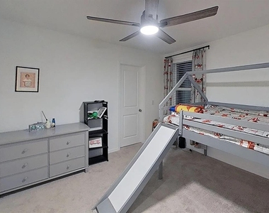 2138 Derwent Drive - Photo Thumbnail 1