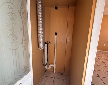 1440 Holden Avenue - Photo Thumbnail 14