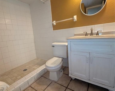 1440 Holden Avenue - Photo Thumbnail 12