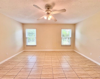 2813 Rolling Broak Drive - Photo Thumbnail 16