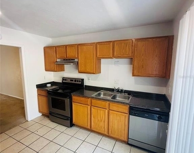 507 Nw 39th Road - Photo Thumbnail 4