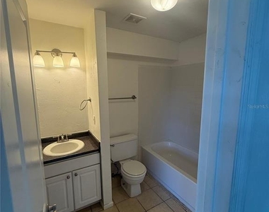 507 Nw 39th Road - Photo Thumbnail 12