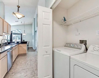 768 Majesty Drive - Photo Thumbnail 4