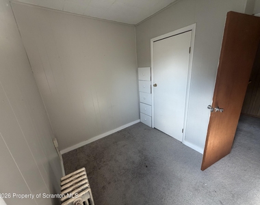 226 Fremont Street - Photo Thumbnail 10
