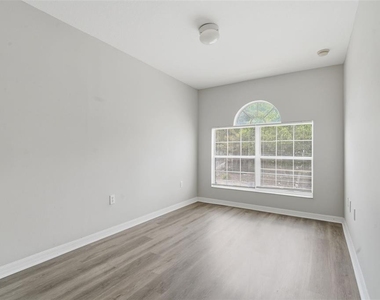 963 E Main Street - Photo Thumbnail 20