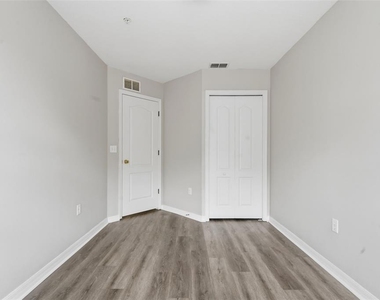 963 E Main Street - Photo Thumbnail 22
