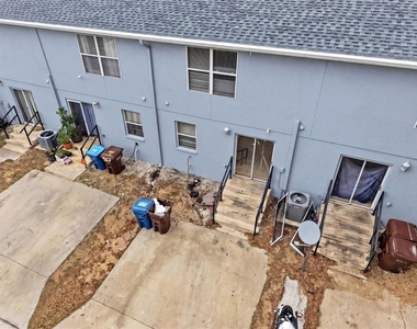 963 E Main Street - Photo Thumbnail 4